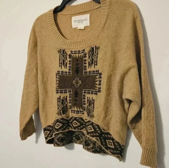 OBEY PROPAGANDA Cropped Mystic Spirit Sweater Size Small EUC - Picture 3 of 11